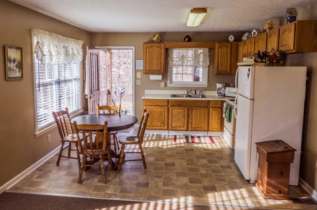 Nolichuckey Bluffs Bed & Breakfast Cabins Greeneville Exteriör bild