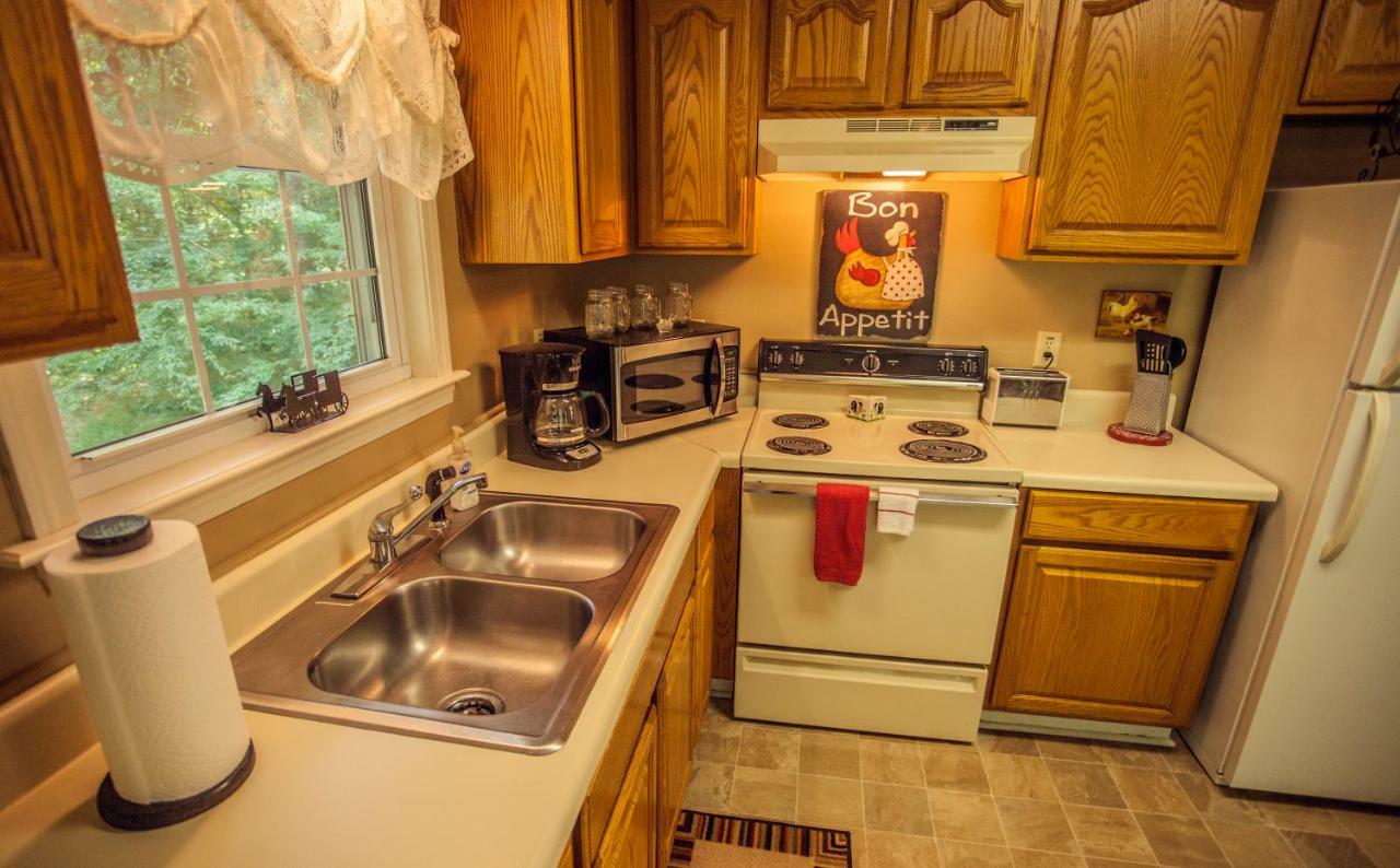 Nolichuckey Bluffs Bed & Breakfast Cabins Greeneville Exteriör bild